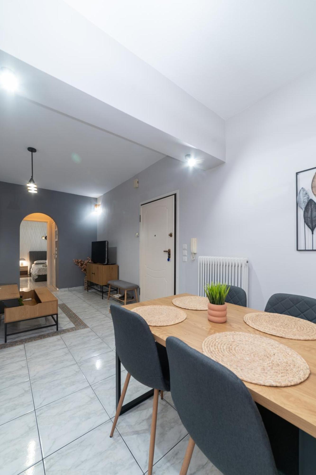 Ninas Central Apartment Kavala Exterior photo